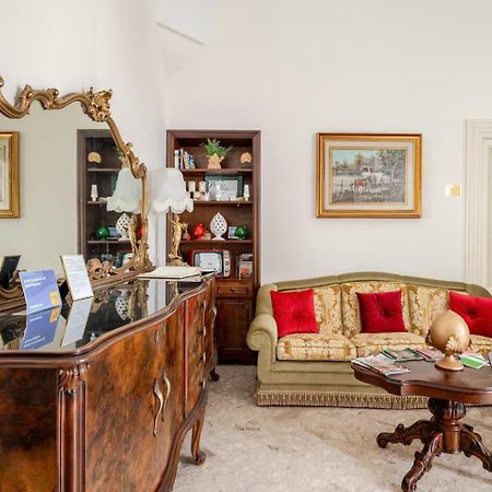 Suite La Terrazza Di Don Peppino Ostuni Exterior foto