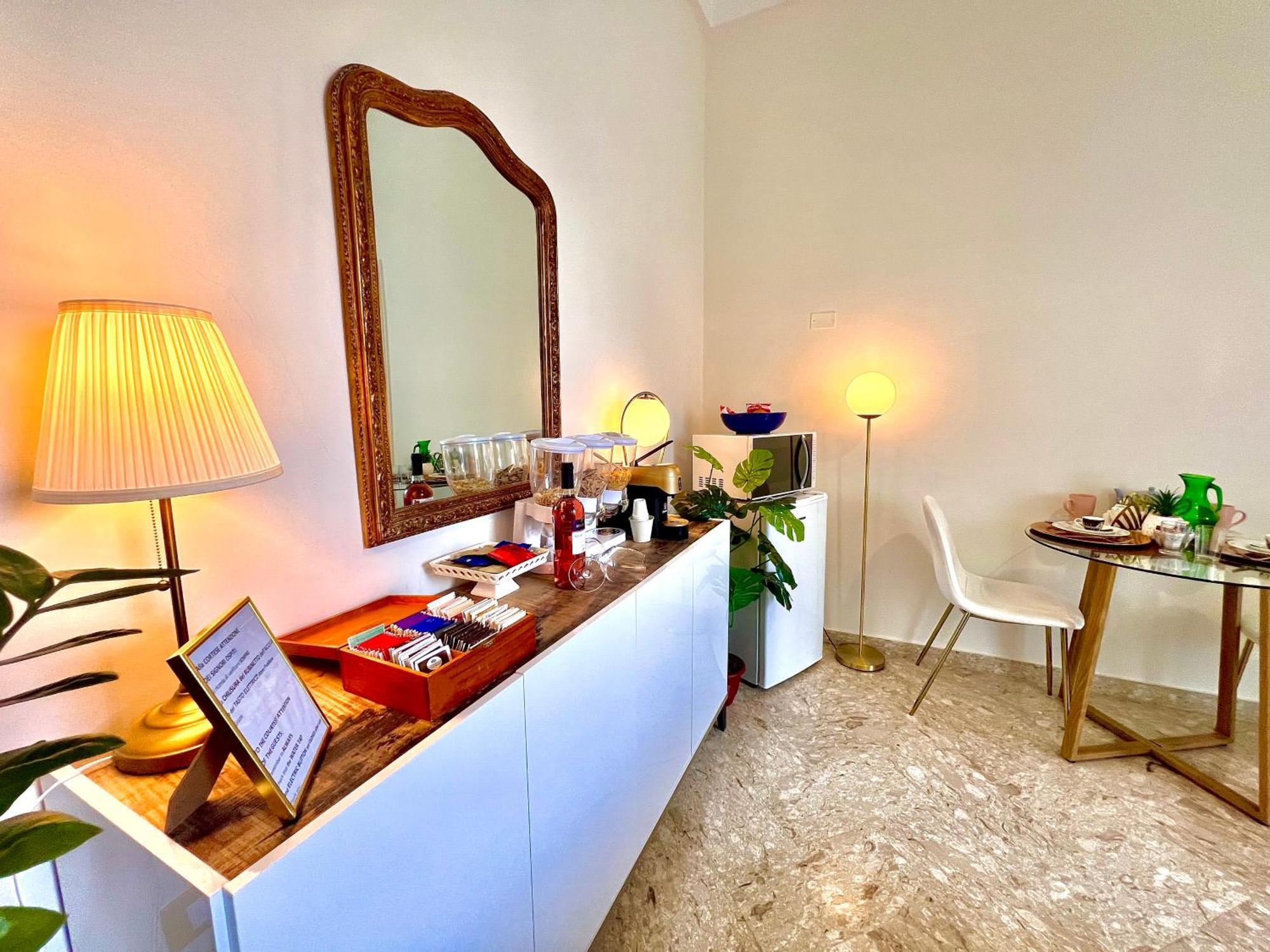 Suite La Terrazza Di Don Peppino Ostuni Exterior foto