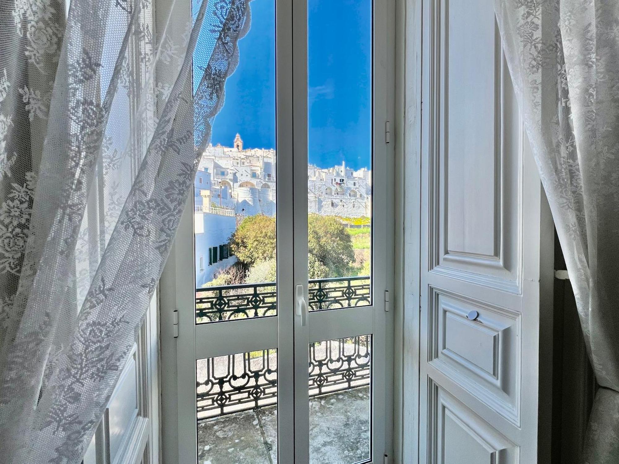 Suite La Terrazza Di Don Peppino Ostuni Exterior foto