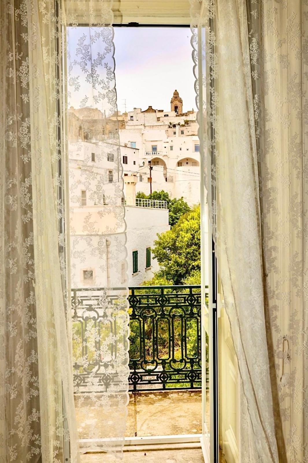 Suite La Terrazza Di Don Peppino Ostuni Exterior foto