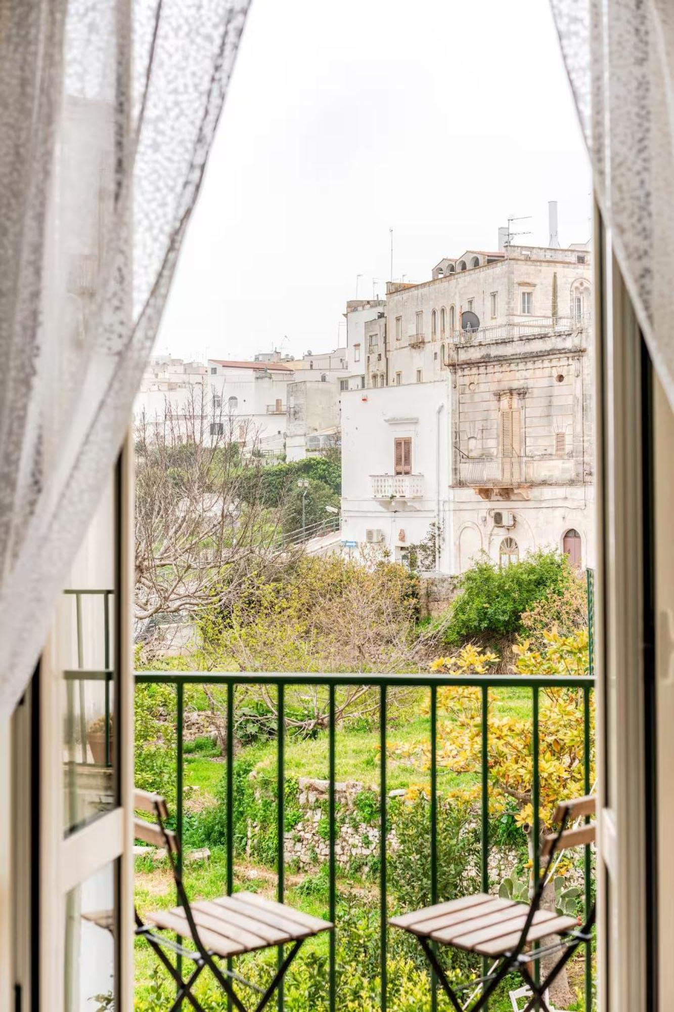Suite La Terrazza Di Don Peppino Ostuni Exterior foto